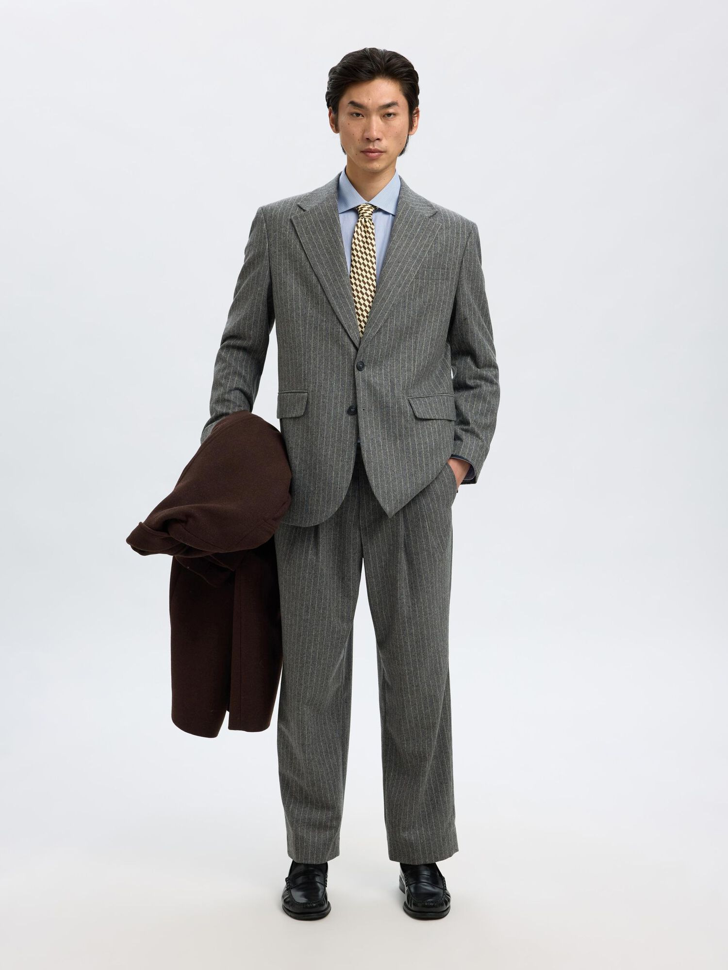 16099474_felix-pinstripe-blazer_medium-grey_06 (1)
